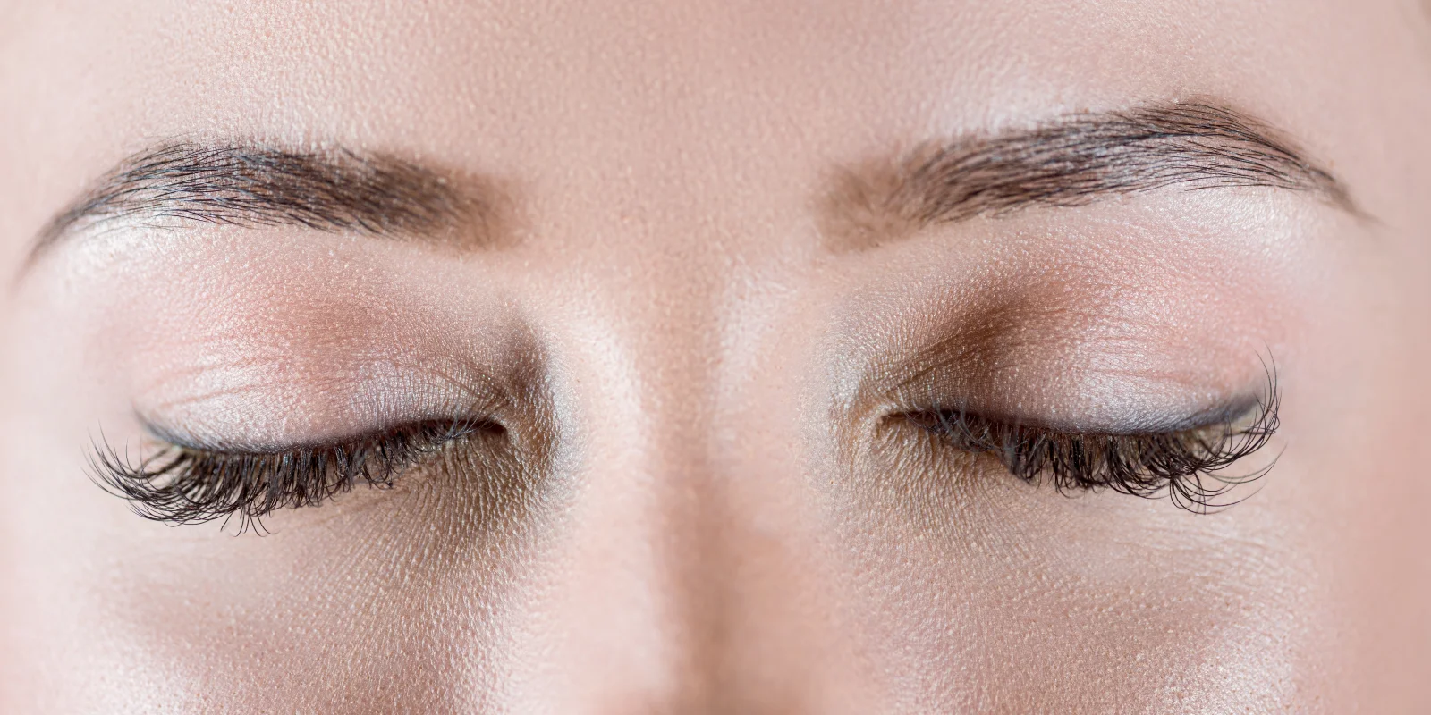 Pestañas y Cejas